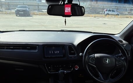 Honda Vezel, 2018 год, 1 800 000 рублей, 9 фотография