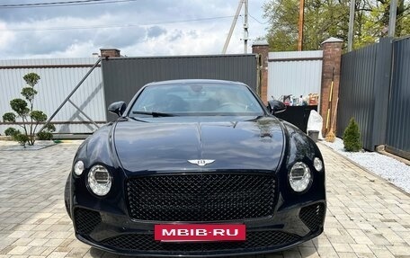 Bentley Continental GT III, 2020 год, 15 000 000 рублей, 2 фотография
