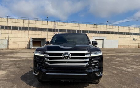 Toyota Land Cruiser, 2024 год, 13 700 000 рублей, 3 фотография