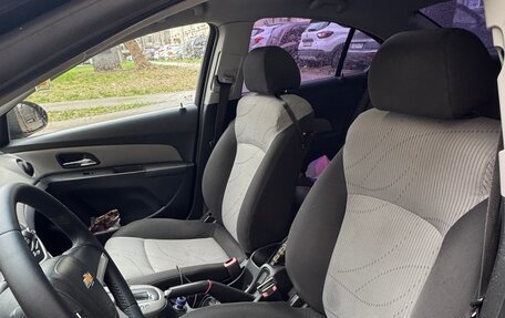 Chevrolet Cruze II, 2012 год, 639 000 рублей, 7 фотография