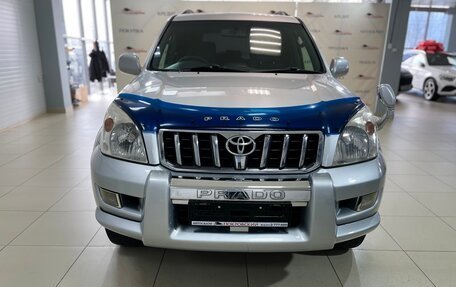 Toyota Land Cruiser Prado 120 рестайлинг, 2002 год, 1 545 000 рублей, 3 фотография