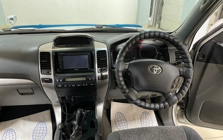 Toyota Land Cruiser Prado 120 рестайлинг, 2002 год, 1 545 000 рублей, 20 фотография