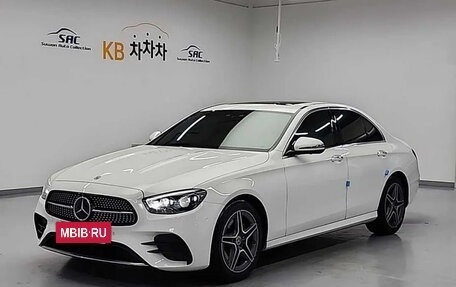 Mercedes-Benz E-Класс, 2022 год, 3 451 000 рублей, 2 фотография