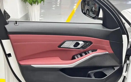 BMW 3 серия, 2021 год, 2 850 000 рублей, 17 фотография