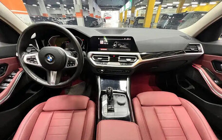 BMW 3 серия, 2021 год, 2 850 000 рублей, 10 фотография