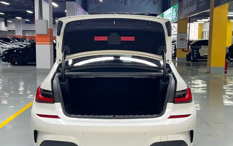 BMW 3 серия, 2021 год, 2 850 000 рублей, 28 фотография