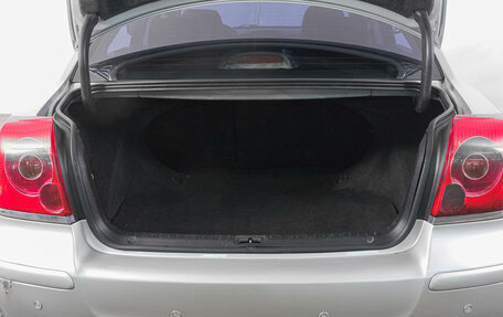 Toyota Avensis III рестайлинг, 2003 год, 599 000 рублей, 8 фотография