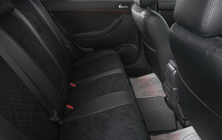 Toyota Avensis III рестайлинг, 2003 год, 599 000 рублей, 11 фотография