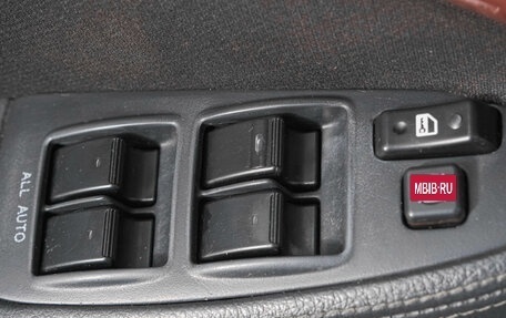 Toyota Avensis III рестайлинг, 2003 год, 599 000 рублей, 22 фотография