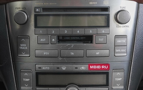 Toyota Avensis III рестайлинг, 2003 год, 599 000 рублей, 18 фотография