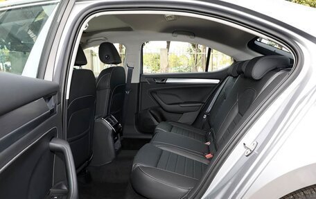 Skoda Superb III рестайлинг, 2025 год, 2 620 000 рублей, 14 фотография