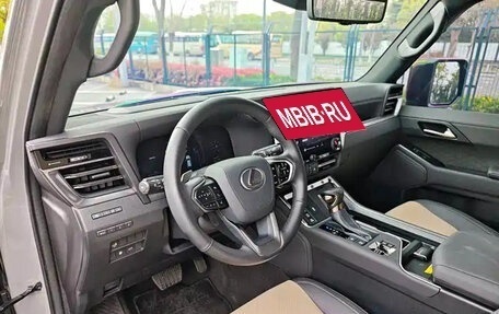 Lexus GX, 2025 год, 15 550 000 рублей, 14 фотография