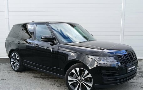 Land Rover Range Rover IV рестайлинг, 2019 год, 9 390 000 рублей, 3 фотография