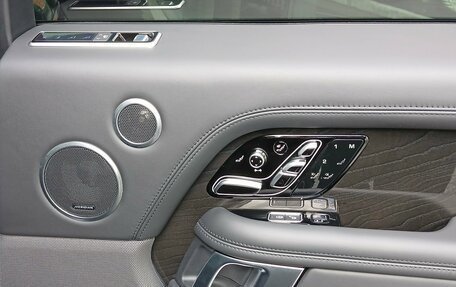 Land Rover Range Rover IV рестайлинг, 2019 год, 9 390 000 рублей, 32 фотография