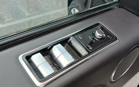 Land Rover Range Rover IV рестайлинг, 2019 год, 9 390 000 рублей, 27 фотография