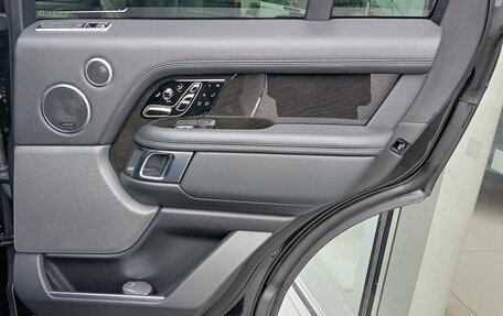 Land Rover Range Rover IV рестайлинг, 2019 год, 9 390 000 рублей, 30 фотография