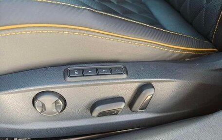 Volkswagen Passat CC, 2022 год, 4 180 000 рублей, 14 фотография