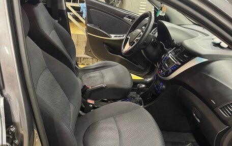 Hyundai Solaris II рестайлинг, 2011 год, 850 000 рублей, 7 фотография