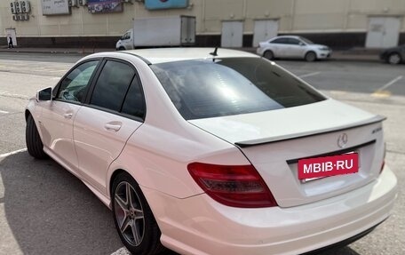 Mercedes-Benz C-Класс, 2010 год, 1 100 000 рублей, 4 фотография