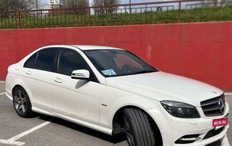 Mercedes-Benz C-Класс, 2010 год, 1 100 000 рублей, 2 фотография