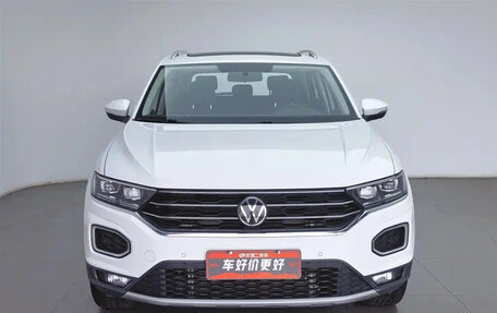 Volkswagen T-Roc I, 2022 год, 1 379 000 рублей, 5 фотография