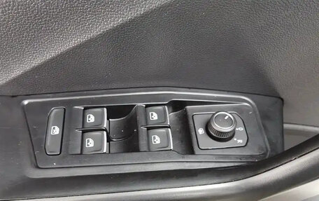 Volkswagen T-Roc I, 2022 год, 1 379 000 рублей, 24 фотография