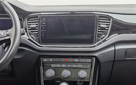 Volkswagen T-Roc I, 2022 год, 1 379 000 рублей, 20 фотография