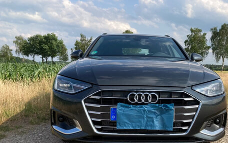 Audi A4, 2022 год, 4 430 381 рублей, 1 фотография