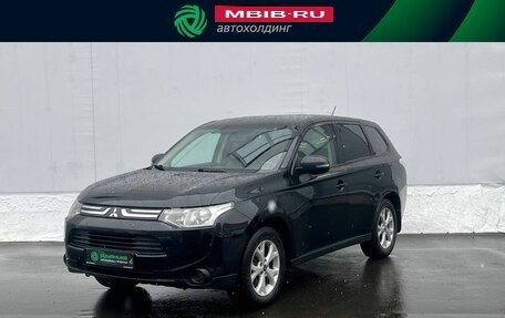 Mitsubishi Outlander III рестайлинг 3, 2013 год, 1 020 000 рублей, 1 фотография