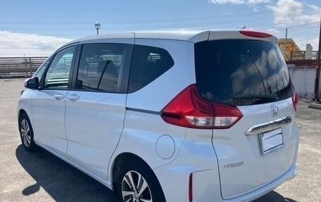 Honda Freed II, 2022 год, 1 430 000 рублей, 5 фотография