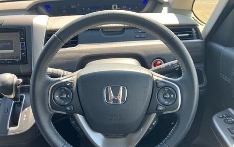 Honda Freed II, 2022 год, 1 430 000 рублей, 10 фотография