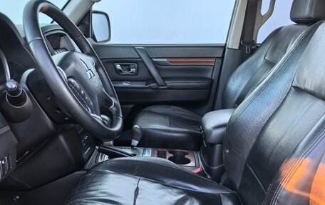 Mitsubishi Pajero IV, 2007 год, 1 270 000 рублей, 9 фотография