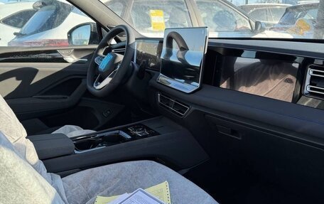 Volkswagen Tiguan, 2025 год, 4 380 000 рублей, 11 фотография