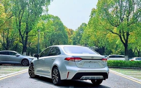 Toyota Corolla, 2022 год, 1 520 000 рублей, 2 фотография