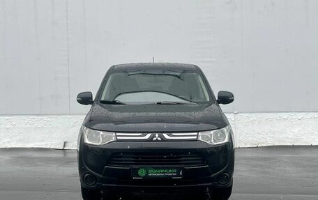 Mitsubishi Outlander III рестайлинг 3, 2013 год, 1 020 000 рублей, 2 фотография