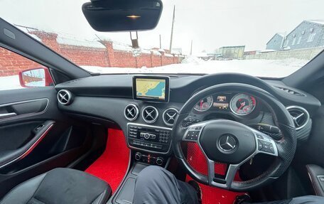 Mercedes-Benz A-Класс, 2015 год, 1 350 000 рублей, 27 фотография