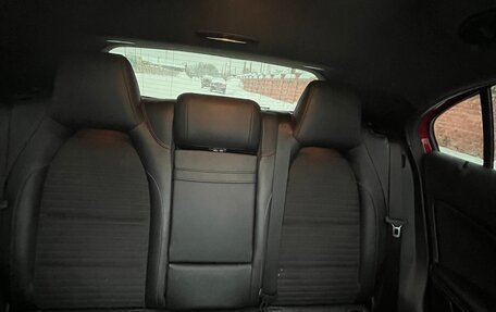 Mercedes-Benz A-Класс, 2015 год, 1 350 000 рублей, 31 фотография