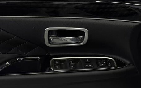 Mitsubishi Outlander III рестайлинг 3, 2021 год, 2 030 000 рублей, 16 фотография