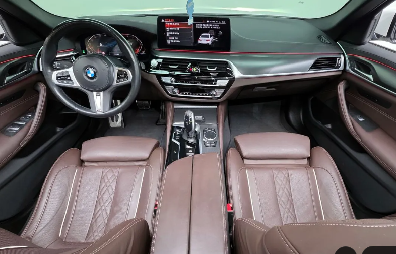 BMW 5 серия G30, 2022 год, 5 080 000 рублей, 5 фотография