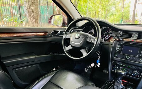 Skoda Superb III рестайлинг, 2012 год, 950 000 рублей, 7 фотография