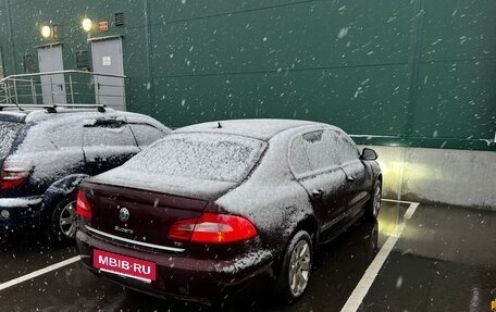 Skoda Superb III рестайлинг, 2012 год, 950 000 рублей, 18 фотография