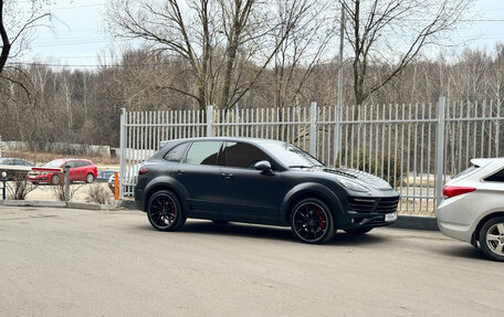 Porsche Cayenne III, 2010 год, 3 400 000 рублей, 2 фотография