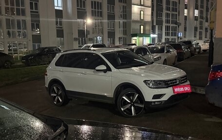 Volkswagen Tiguan II, 2019 год, 2 300 000 рублей, 9 фотография