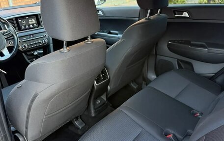 KIA Sportage IV рестайлинг, 2019 год, 2 440 000 рублей, 18 фотография