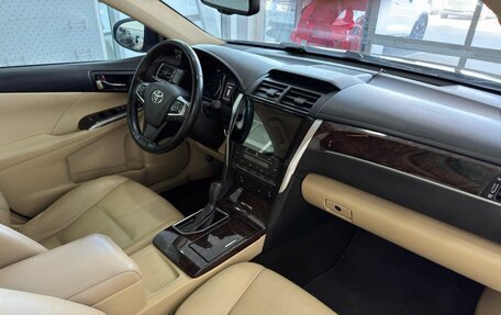 Toyota Camry, 2016 год, 2 099 900 рублей, 8 фотография