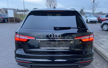 Audi A4, 2022 год, 2 875 396 рублей, 5 фотография