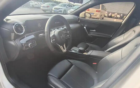 Mercedes-Benz A-Класс, 2022 год, 1 609 850 рублей, 7 фотография