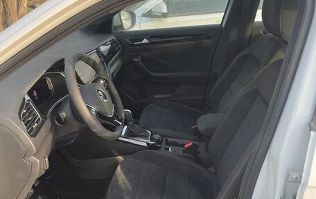 Volkswagen T-Roc I, 2022 год, 1 600 000 рублей, 6 фотография