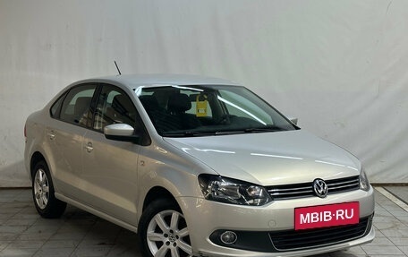 Volkswagen Polo VI (EU Market), 2014 год, 850 000 рублей, 2 фотография