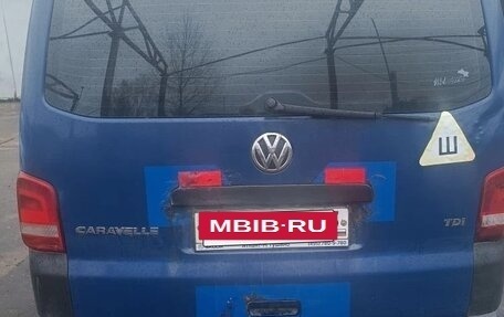 Volkswagen Caravelle T5, 2013 год, 1 045 000 рублей, 4 фотография